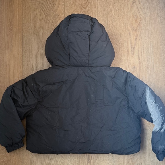 Women's Black Puffer Jacket - Picture 4 of 6